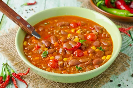 Deftige Gemüsesuppe nach Art der Chili sin carne selber machen – Rezept