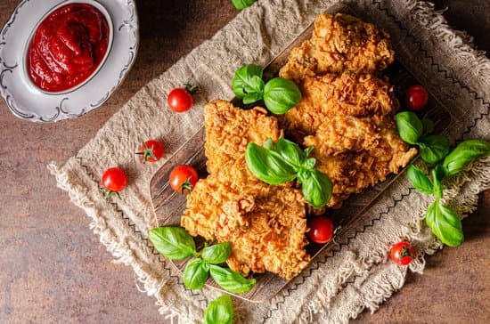 Das ultimative Cornflakes Knusperschnitzel zubereiten und selber machen – Rezept und Video