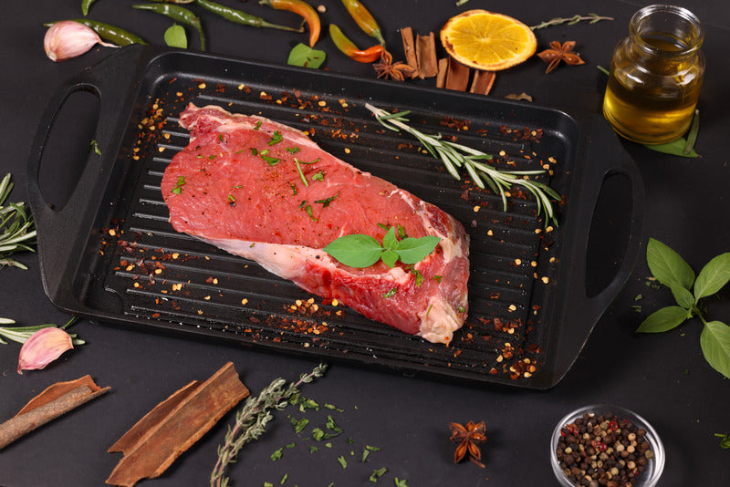 Rumpsteak auf Tomaten mit Parmesan-Kapern-Kruste – Rezept von Petra