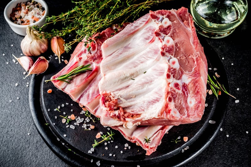Schweinebraten in Biersoße & karamellisierten Schalotten. Omas Rezept