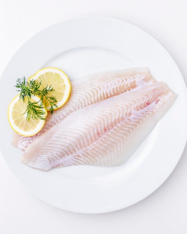 Schollenfilets mit Speck gebraten & Gurkensalat - Omas Rezept