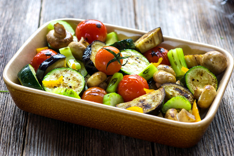 Ofen gebackenes GEMÜSE & HÄHNCHEN: Das gesunde & leckere Abendessen!