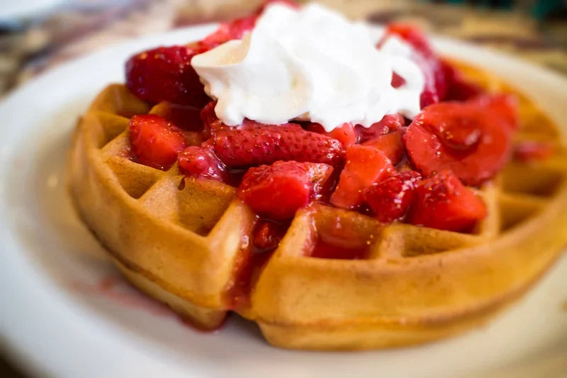 Omas Rosettenwaffeln mit Erdbeeren selber machen!