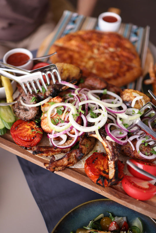 So machst du die beste griechische Fleischplatte selbst & spare 29,99€