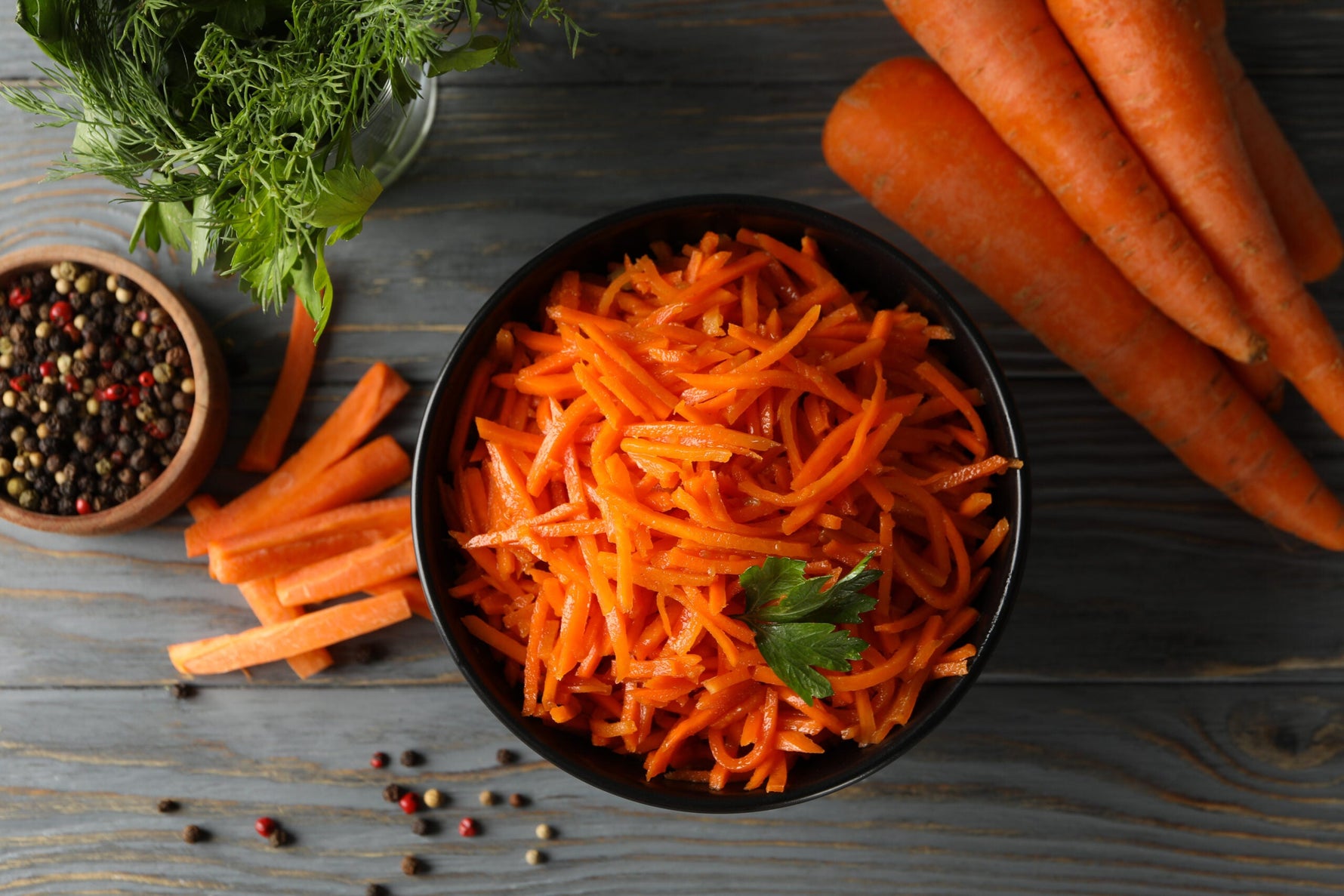 Karottensalat mit Früchten? Dieses Rezept überrascht!