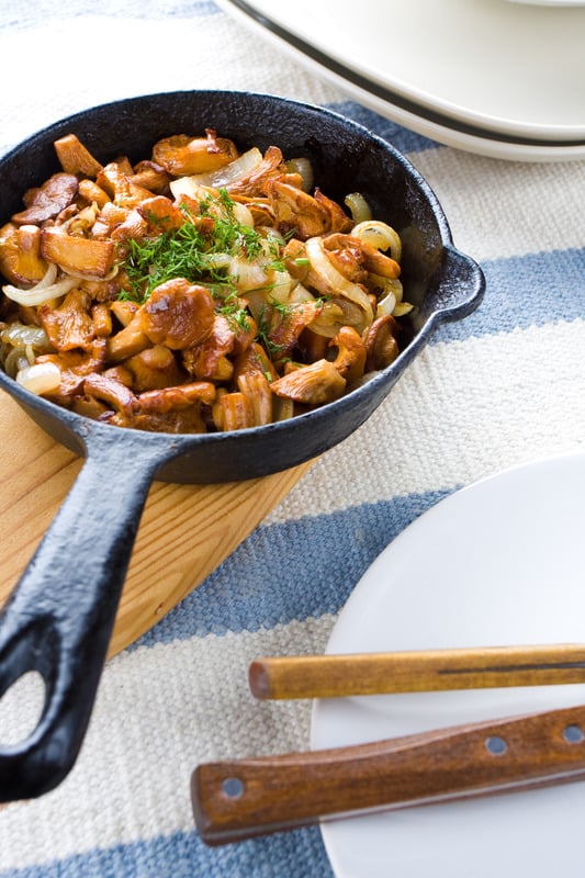 Knusprige Schweizer Rösti und cremige Pfifferlinge - Bestes Rezept !