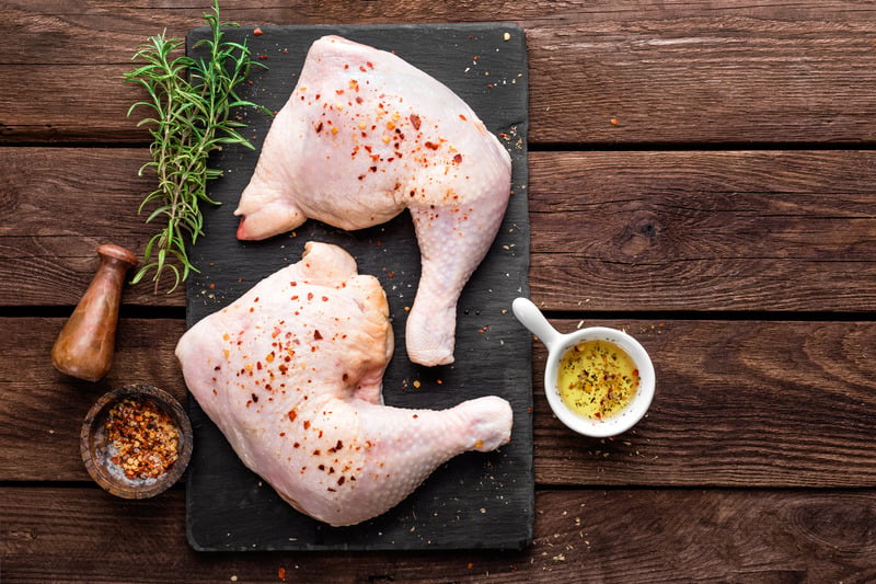 Diese mediterranen Hähnchenkeulen sind super saftig! Sous Vide Rezept