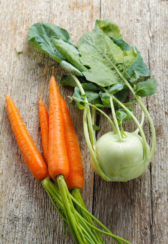 Für kalte Tage! Möhren und Kohlrabi Eintopf mit Würstchen.