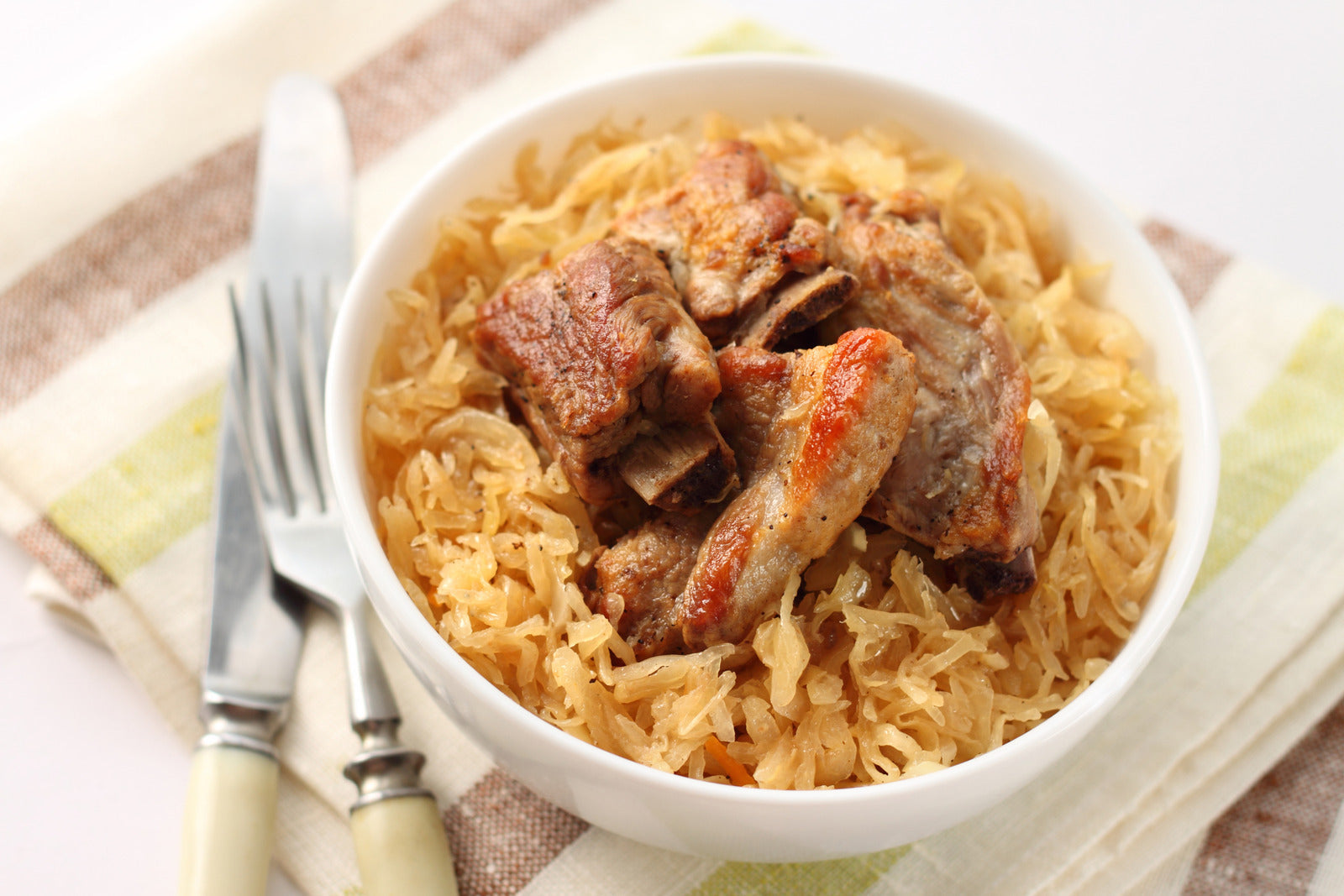 Rippchen & Sauerkraut: Dieses Rezept macht alle satt und glücklich!