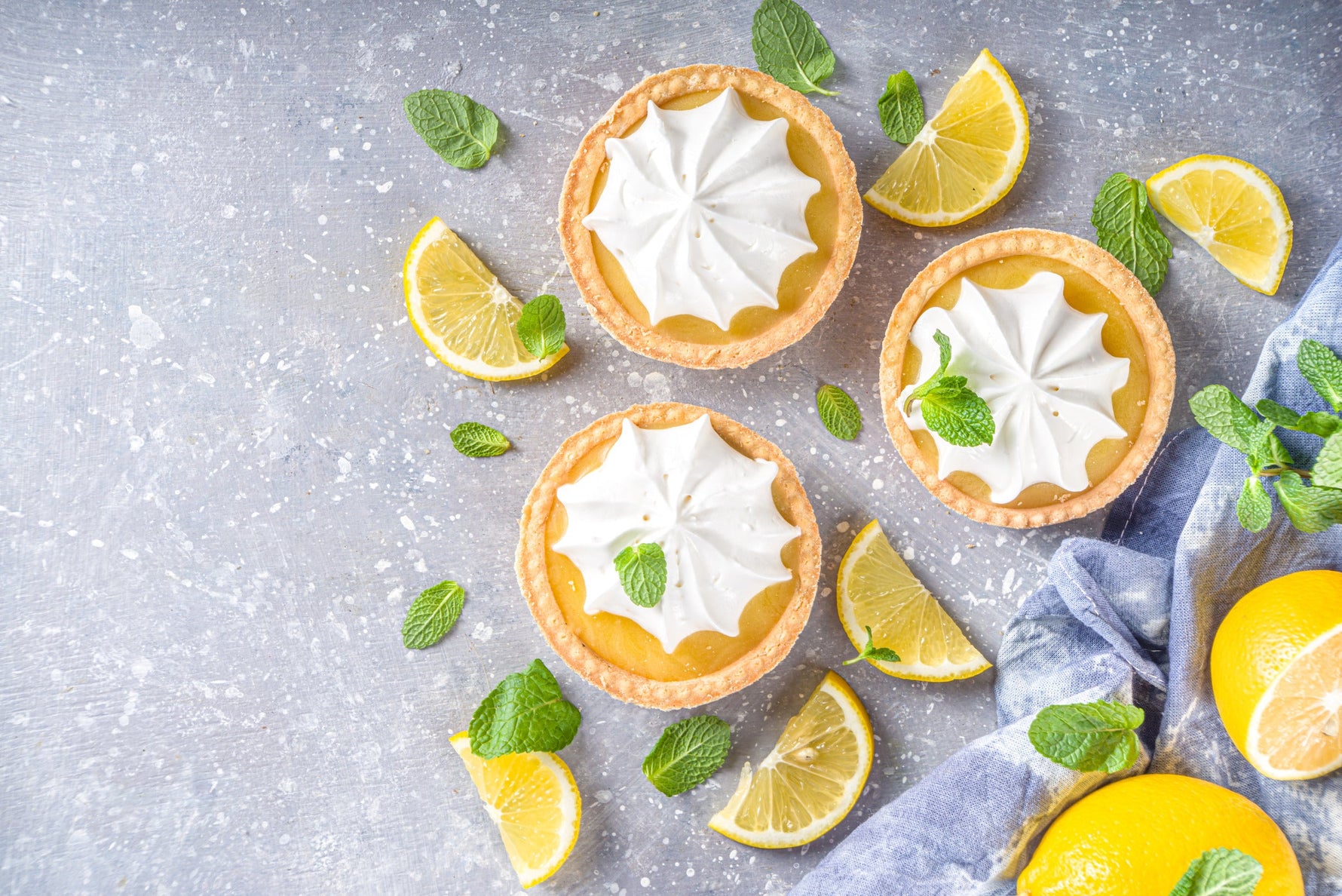 Zitronen-Tarte Rezept: Tartelettes einfach selber backen & füllen