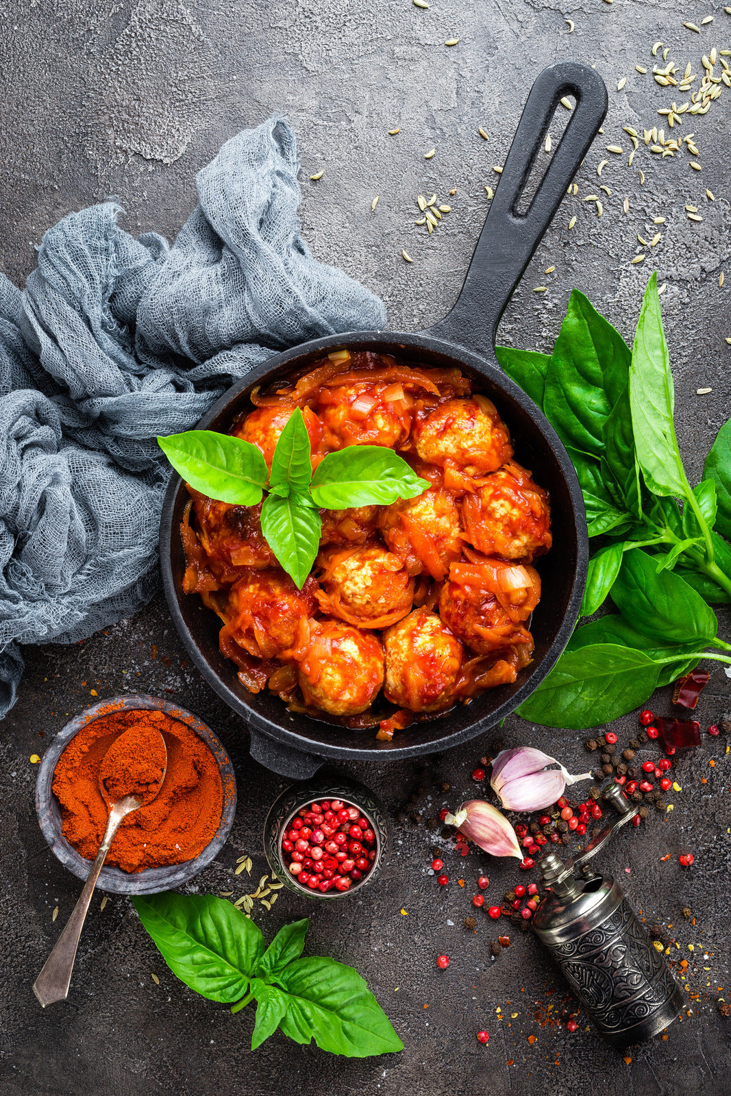 Euer Geheimrezept: Saftige Frikadellen mit Apfel-Zwiebel-Biersoße!