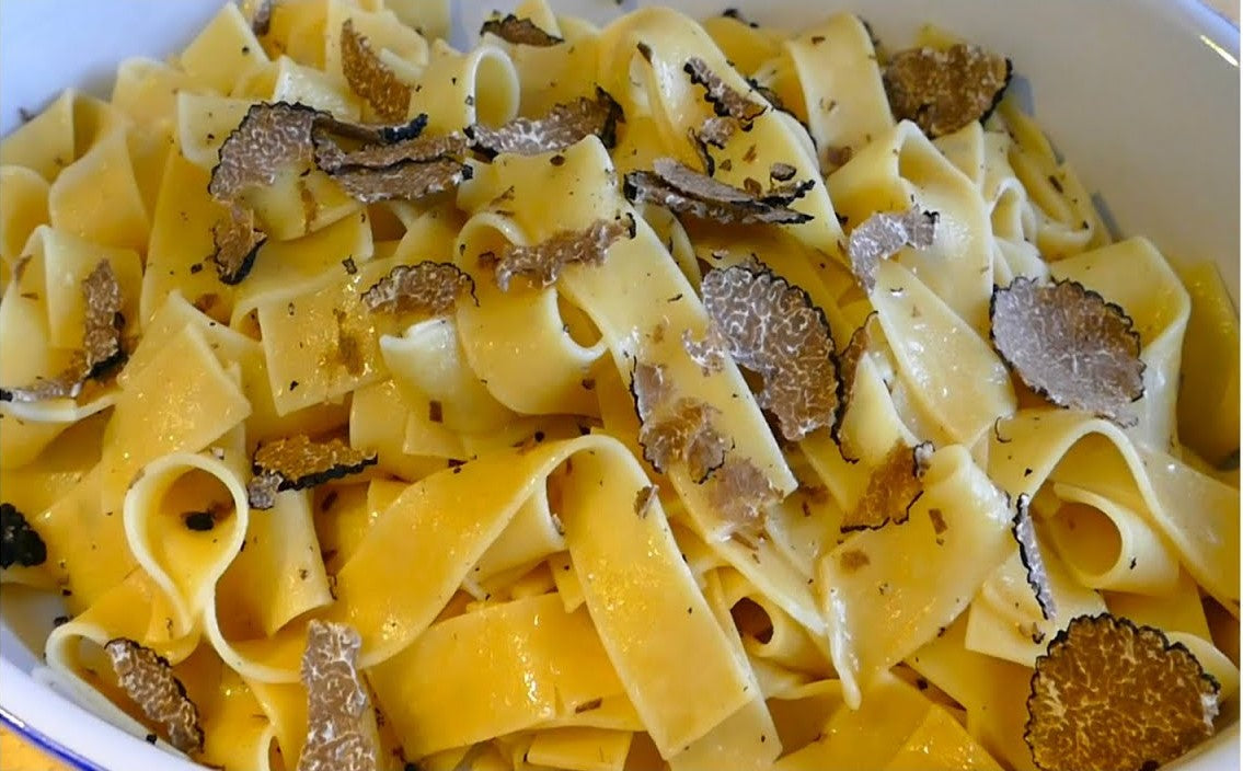 Sommertrüffel mit Bandnudeln - Trüffelbutter