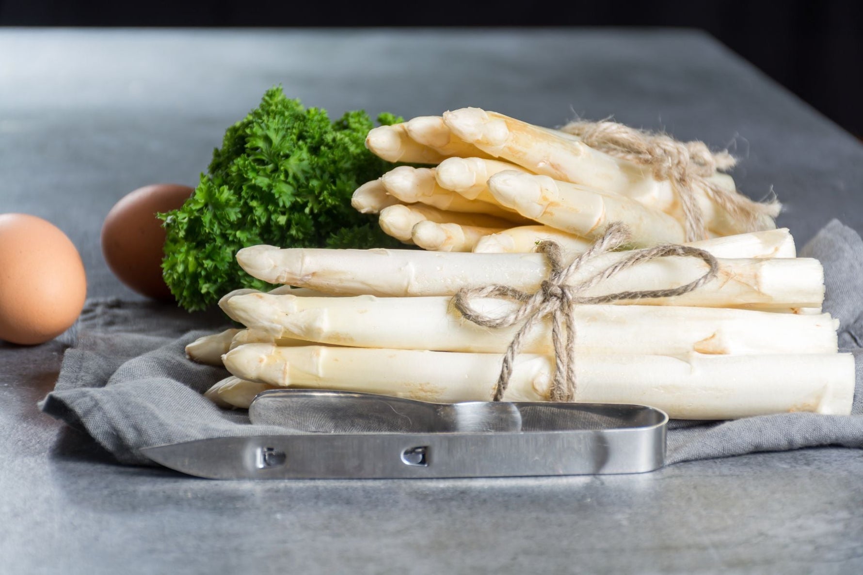 Weißen Spargel kochen