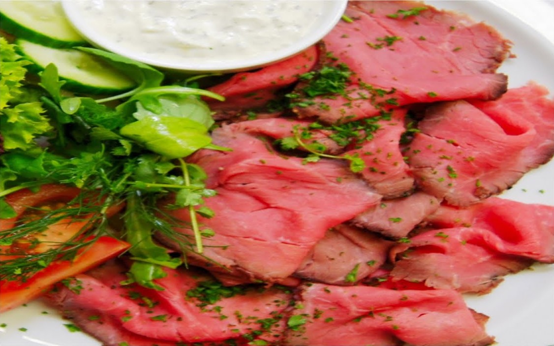 Roastbeef im Ganzen im Ofen zubereitet
