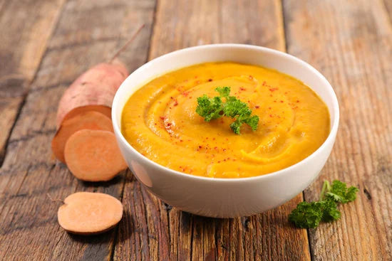 Süßkartoffelsuppe mit Knusper-Schnitzel