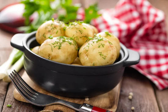 Pellkartoffeln mit Quark selber machen bei der Kartoffelernte