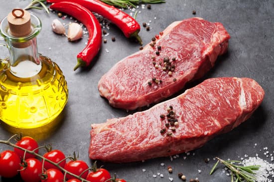 Steak richtig medium braten – in der Pfanne Rumpsteak zubereiten