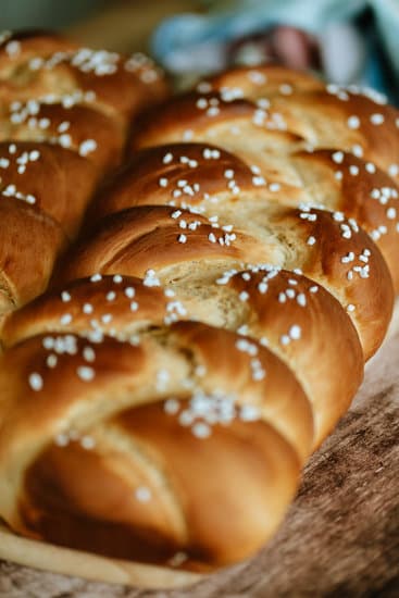 Leckerer Hefezopf selber machen, flechten und backen – Rezept