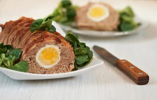 Leckerer Hackbraten aus dem Ofen zubereiten – Falscher Hase Rezept