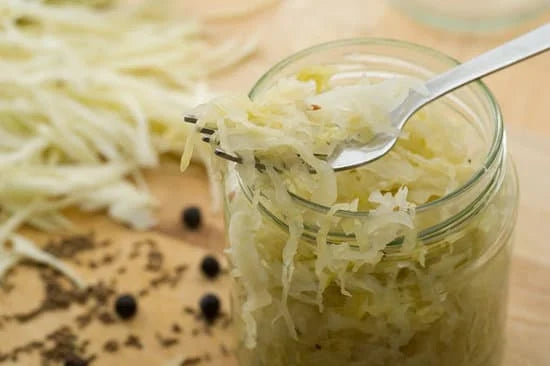 Deftiges Sauerkraut selber zubereiten und kochen – Rezept ganz einfach