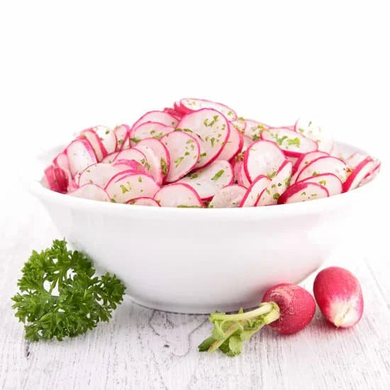 Knackiger Radieschen Salat einfach selber machen – Omas Rezept