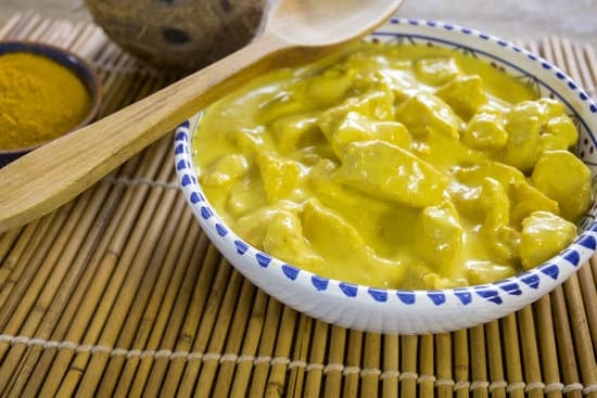 Hähnchenbrust auf Currysoße – Rezept für fruchtige Currysauce