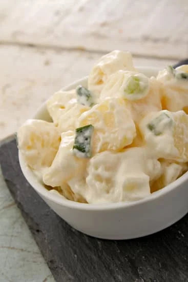 Bester Kartoffelsalat mit Mayonnaise selber machen – Omas Rezept