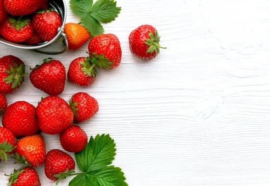 Erdbeeren in Schokolade – Nutella, Baileys, Mascarpone und Butterkeks in einem Rezept