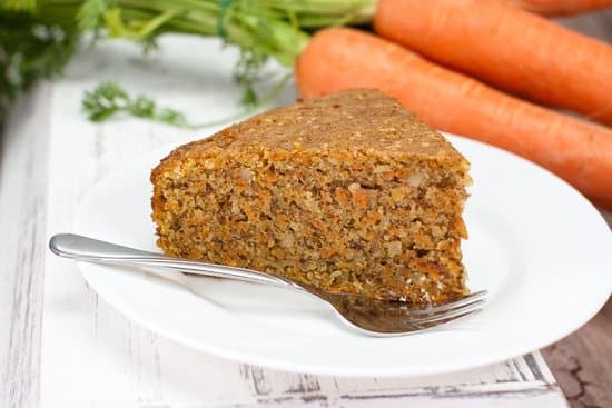 Saftiger Karottenkuchen schnell und einfach selber backen