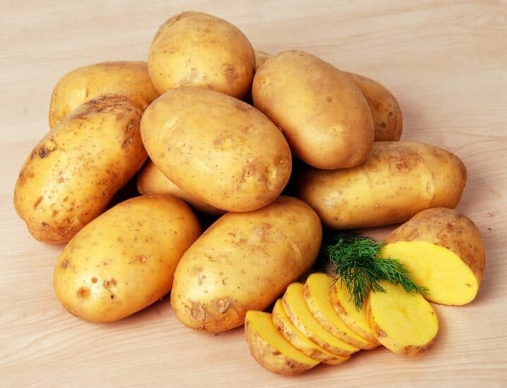 Knusprige Kartoffeltaler mit Speck und Zwiebel selber machen. Rezept ...